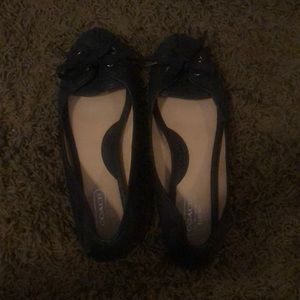 Coach flats